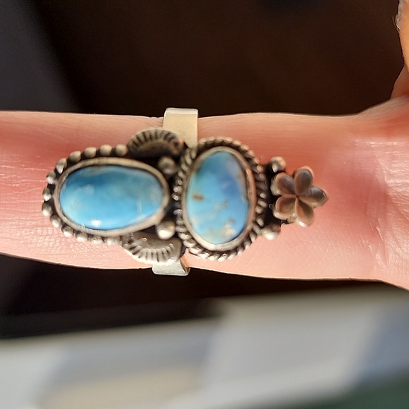Golden Hills Turquoise Sterling Silver Floral Ring 7 And Up Adjustable Cowgirl - Picture 3 of 8